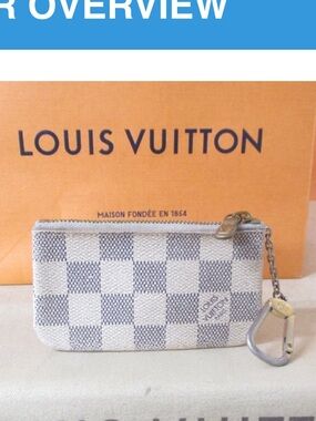 Louis Vuitton Key Pouch in Damier Azur canvas. Authentic has dust bag and box